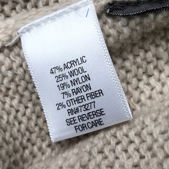 Simply Vera Size XL Hidden Snap Front Sweater (B4) - Picture 6 of 6